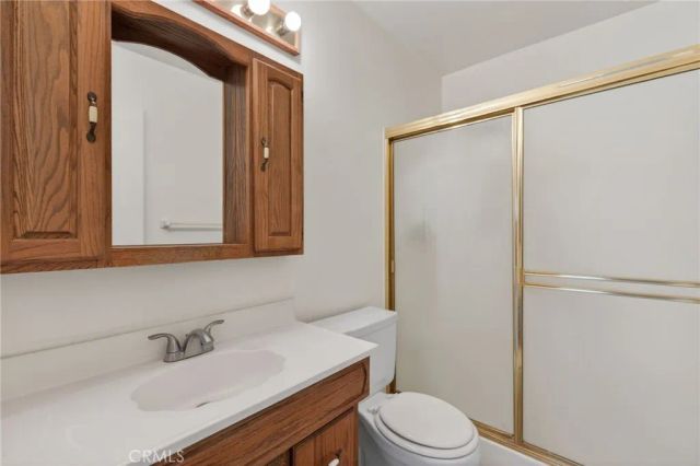 6305 La Mirada Way, Riverside, CA 92504