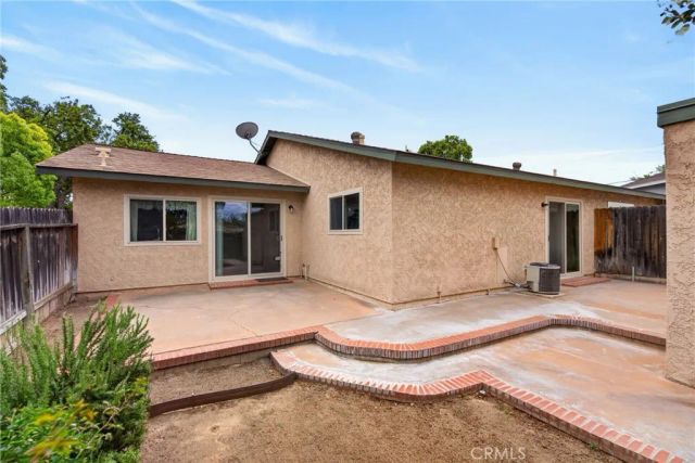 6305 La Mirada Way, Riverside, CA 92504