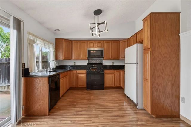 6305 La Mirada Way, Riverside, CA 92504