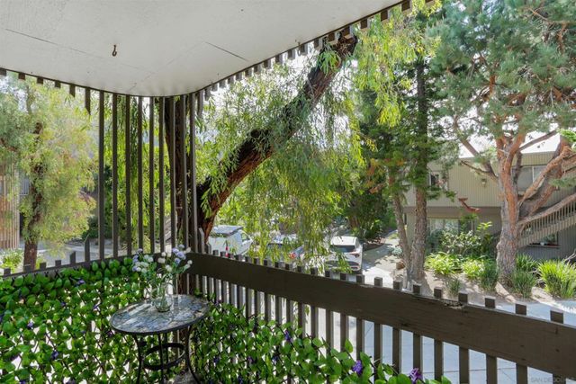 155 Rosebay Dr 37, Encinitas, CA 92024