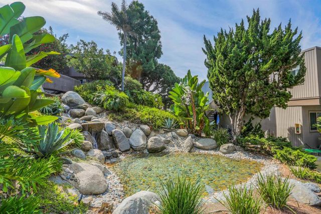 155 Rosebay Dr 37, Encinitas, CA 92024