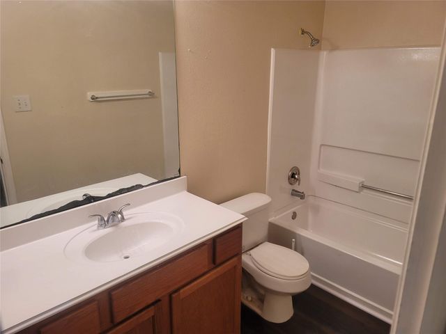 1226 Collier Point Lane, Fresno, TX 77545