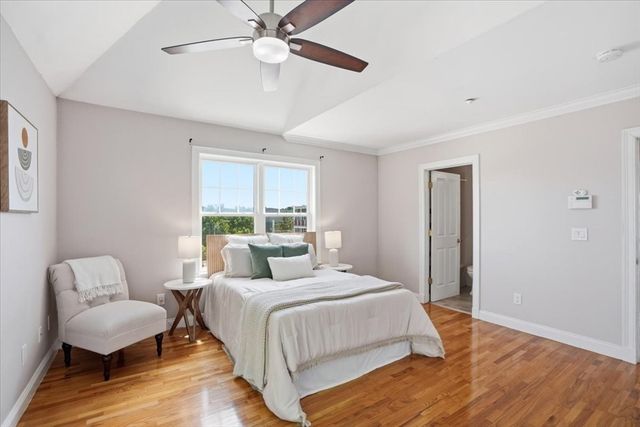 16 S Sydney 16, Boston, MA 02125