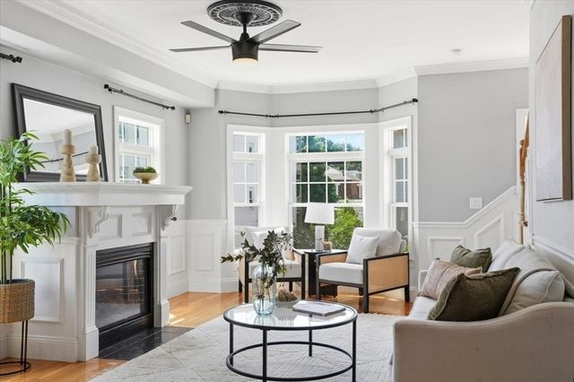 16 S Sydney 16, Boston, MA 02125