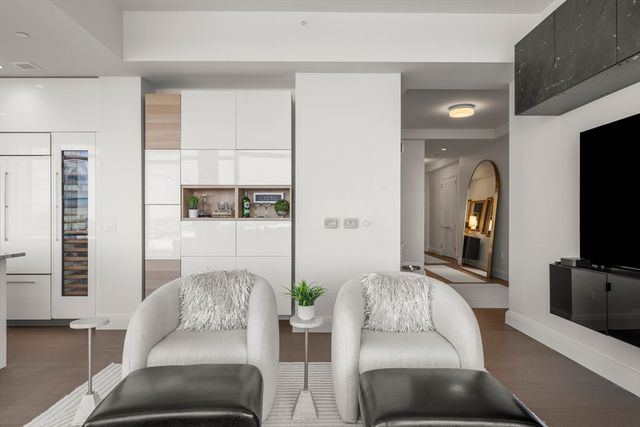 240 Devonshire St 3701, Boston, MA 02110