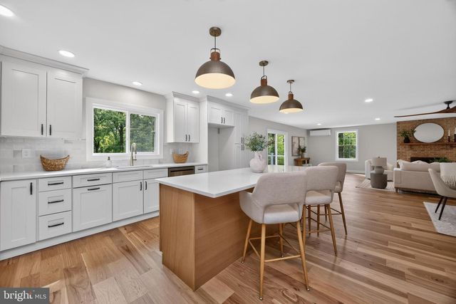 303 NORWOOD RD, Downingtown, PA 19335