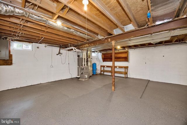 303 NORWOOD RD, Downingtown, PA 19335
