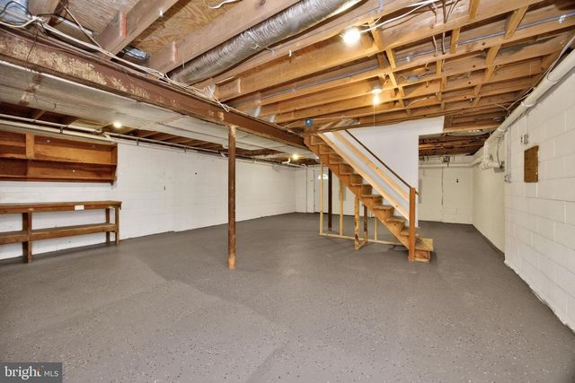 303 NORWOOD RD, Downingtown, PA 19335