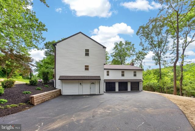 303 NORWOOD RD, Downingtown, PA 19335