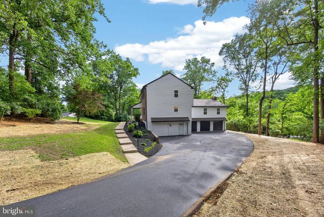 303 NORWOOD RD, Downingtown, PA 19335