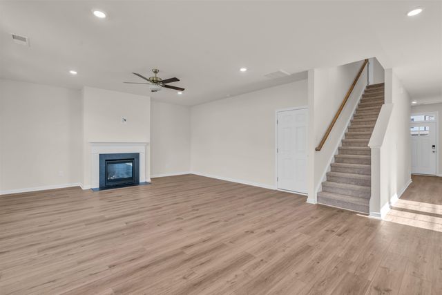 2020 Halton Oaks Drive, Spartanburg, SC 29303