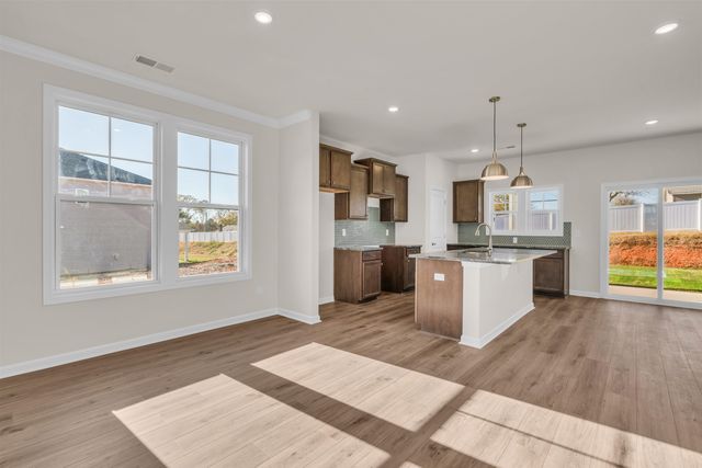 2020 Halton Oaks Drive, Spartanburg, SC 29303