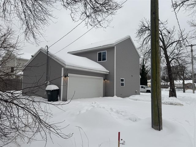 1352 6th Street, Muskegon, MI 49441