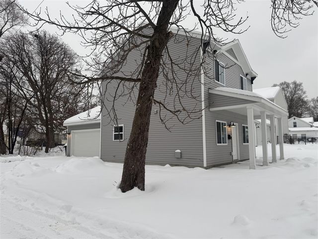 1352 6th Street, Muskegon, MI 49441
