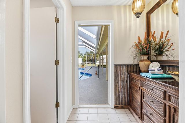 8432 PALM LAKES COURT, Sarasota, FL 34243