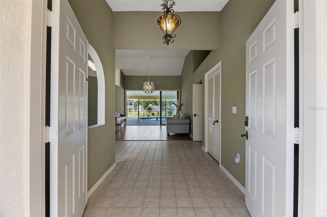 8432 PALM LAKES COURT, Sarasota, FL 34243
