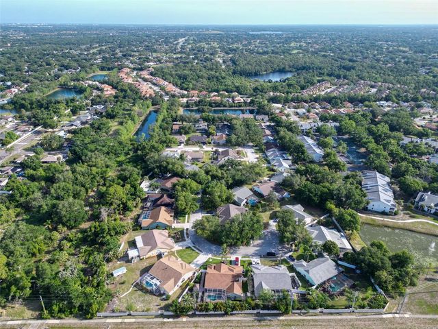 8432 PALM LAKES COURT, Sarasota, FL 34243