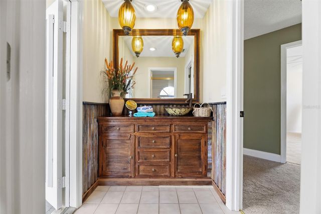 8432 PALM LAKES COURT, Sarasota, FL 34243
