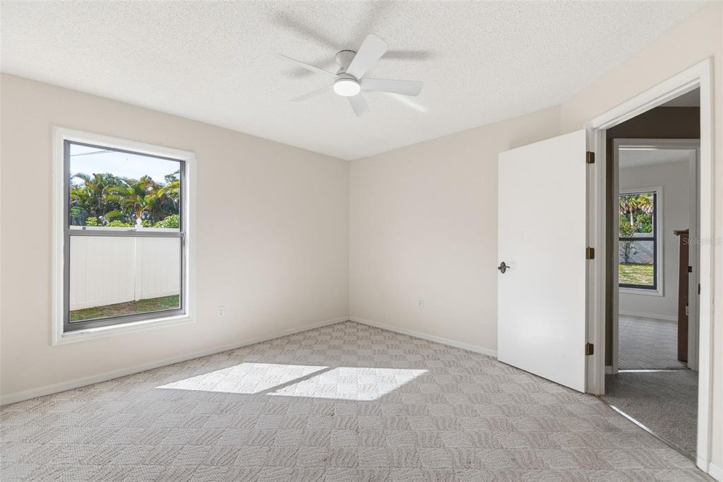 Image 14 of property listing at 8432 PALM LAKES COURT, Sarasota, FL 34243