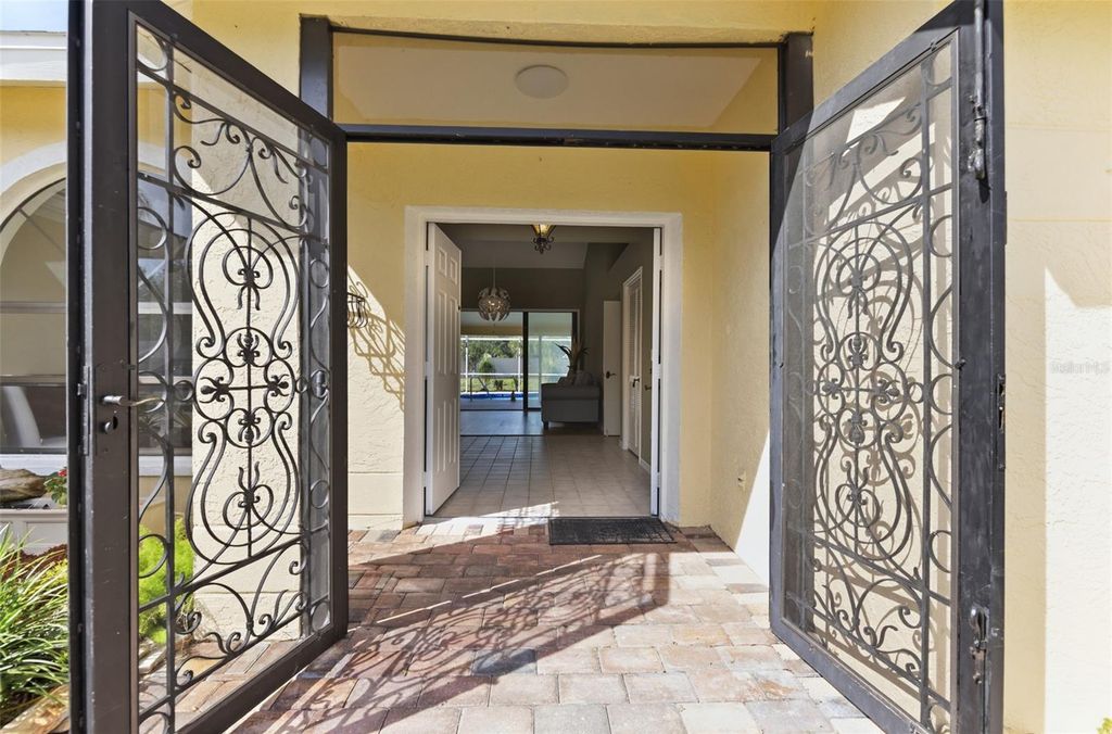Image 17 of property listing at 8432 PALM LAKES COURT, Sarasota, FL 34243