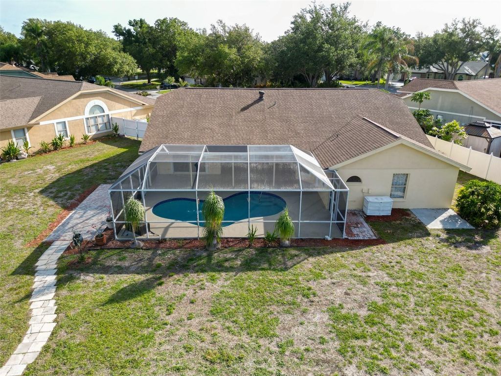 Image 19 of property listing at 8432 PALM LAKES COURT, Sarasota, FL 34243
