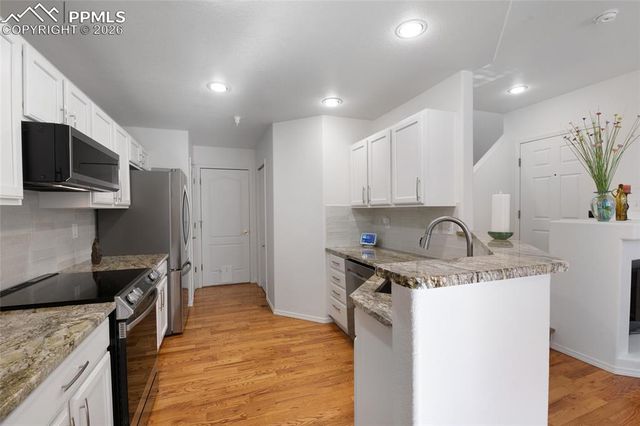 3294 Apogee View, Colorado Springs, CO 80906