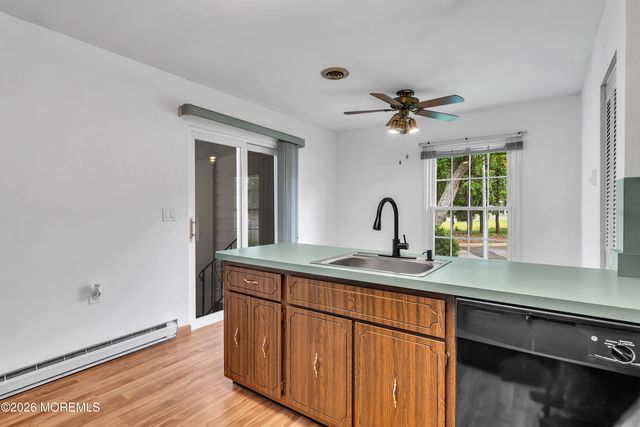 7 Dover Walk 1107, Toms River, NJ 08753