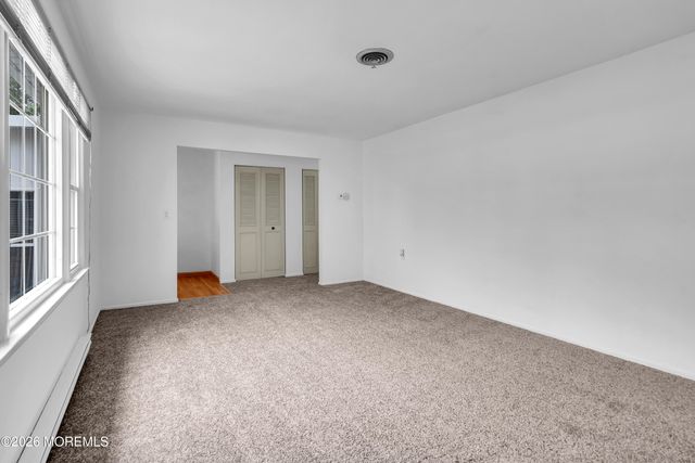 7 Dover Walk 1107, Toms River, NJ 08753