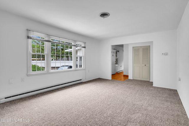 7 Dover Walk 1107, Toms River, NJ 08753