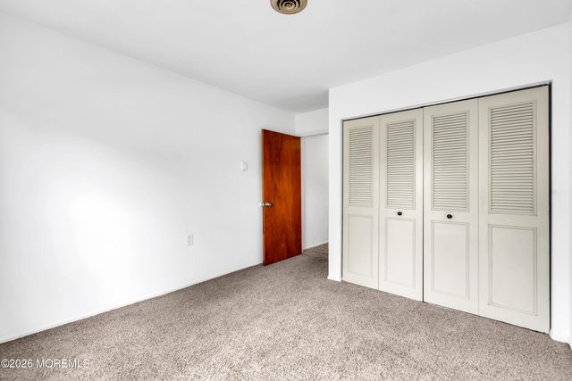 7 Dover Walk 1107, Toms River, NJ 08753