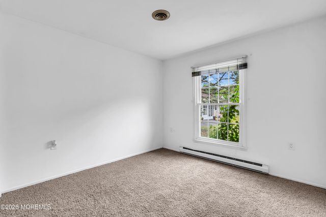 7 Dover Walk 1107, Toms River, NJ 08753