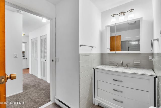 7 Dover Walk 1107, Toms River, NJ 08753