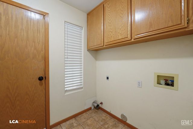 5217 Bold Venture Court, Bakersfield, CA 93312