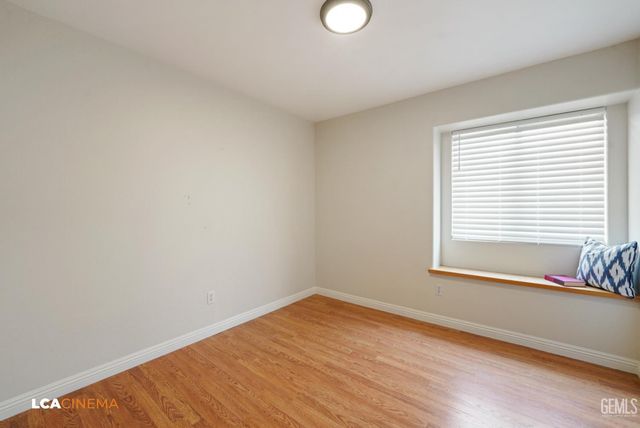 5217 Bold Venture Court, Bakersfield, CA 93312