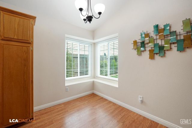 5217 Bold Venture Court, Bakersfield, CA 93312