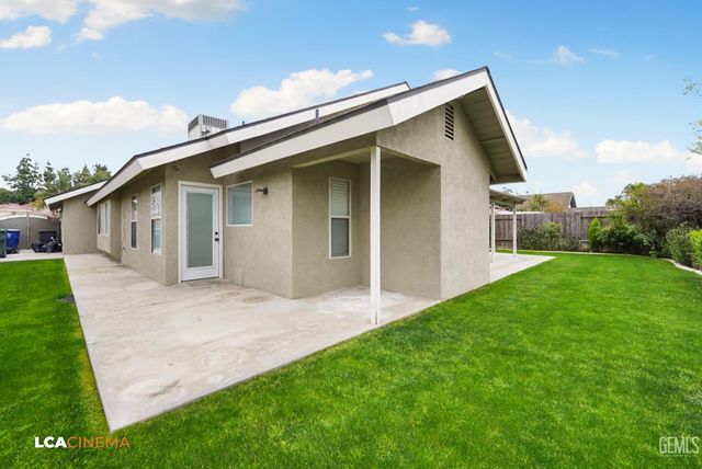 5217 Bold Venture Court, Bakersfield, CA 93312