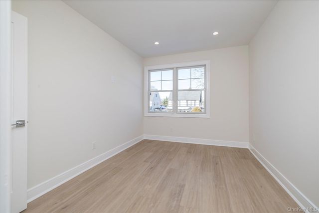 8 1st Street, Lynbrook, NY 11563