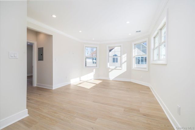 8 1st Street, Lynbrook, NY 11563