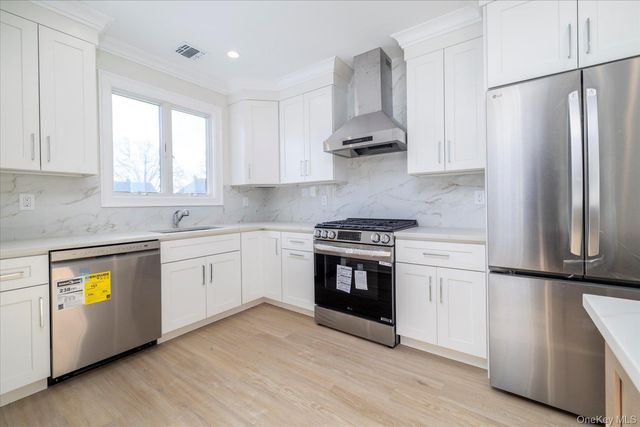 8 1st Street, Lynbrook, NY 11563