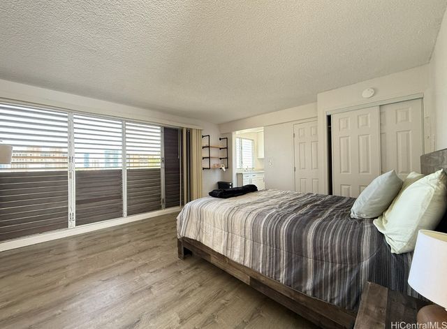 1099 Green Street A503, Honolulu, HI 96822