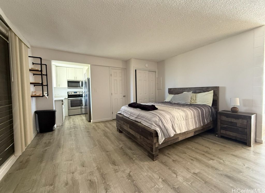 1099 Green Street A503, Honolulu, HI 96822