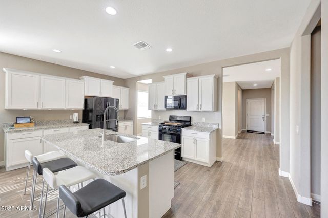 30327 W WHITTON Avenue, Buckeye, AZ 85396