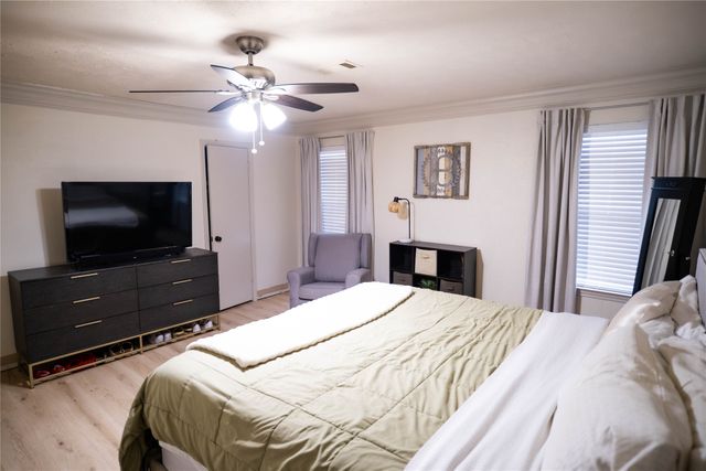 8209 Kensington Drive, Rowlett, TX 75088