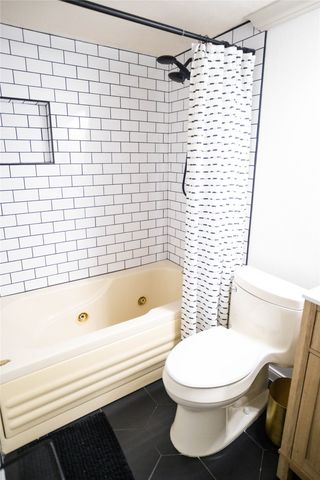 8209 Kensington Drive, Rowlett, TX 75088