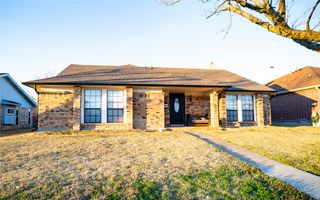 8209 Kensington Drive, Rowlett, TX 75088