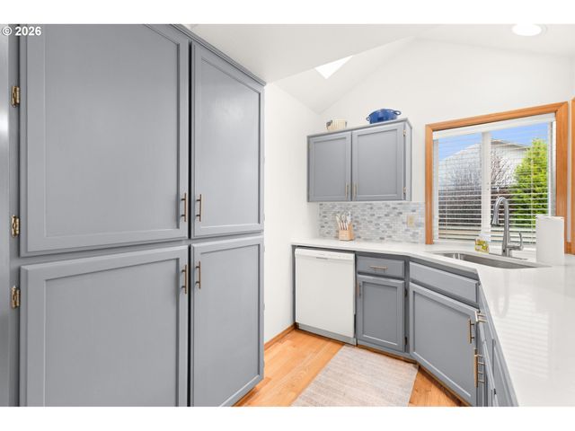 2791 Sw MYERS Dr, Gresham, OR 97080