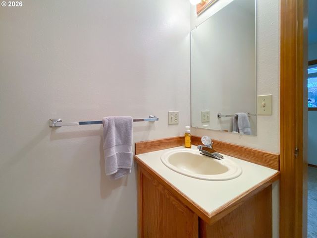 2791 Sw MYERS Dr, Gresham, OR 97080