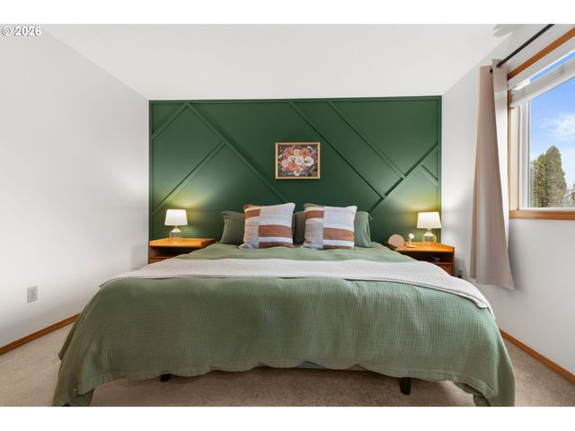 2791 Sw MYERS Dr, Gresham, OR 97080