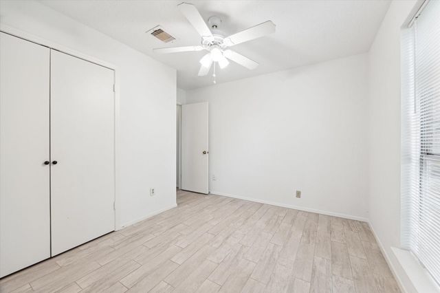 2723 N Brompton Drive, Pearland, TX 77584