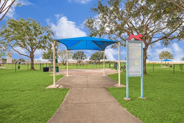 2723 N Brompton Drive, Pearland, TX 77584